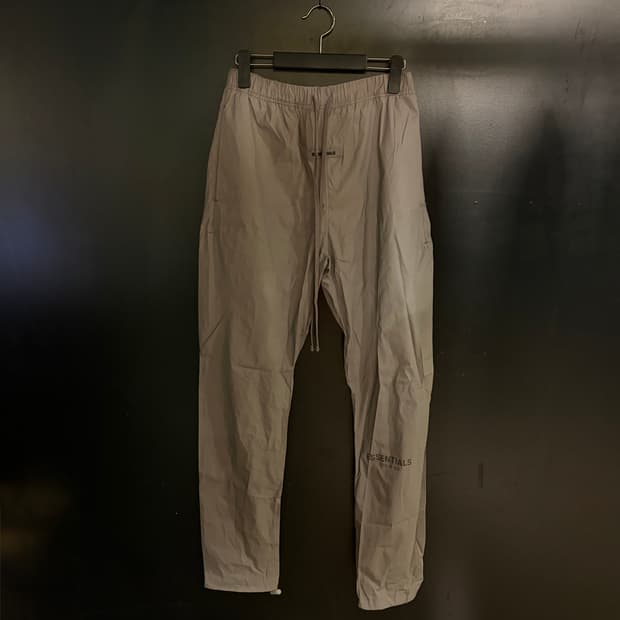 에센셜 나일론 우븐팬츠
