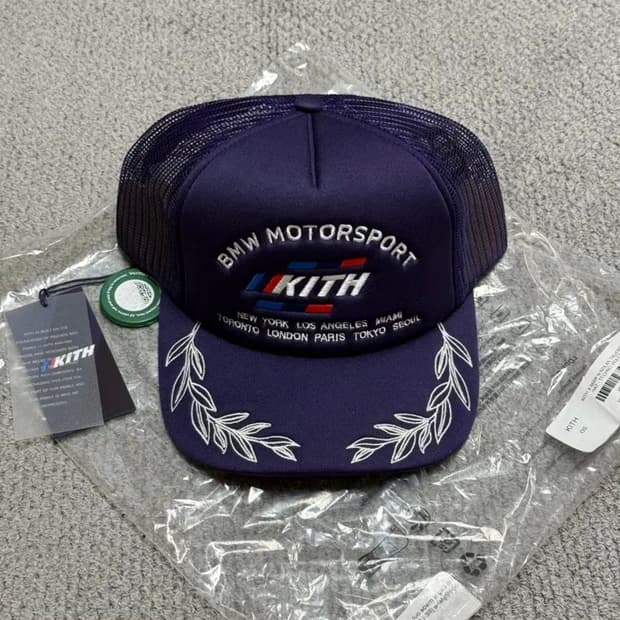 kith x bmw 트러커캡