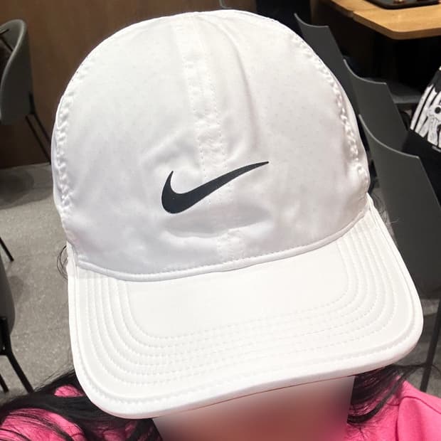 (S-M) 나이키 화이트 볼캡 모자