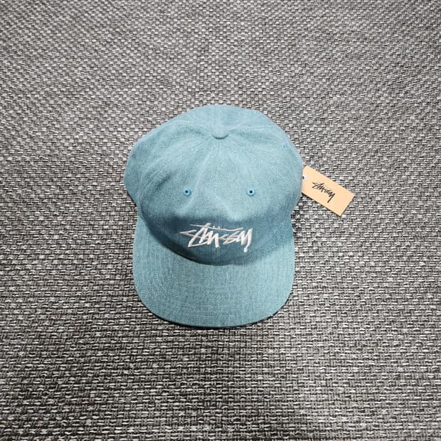 스투시 워시드 데님 볼캡 블루 색상 새상품