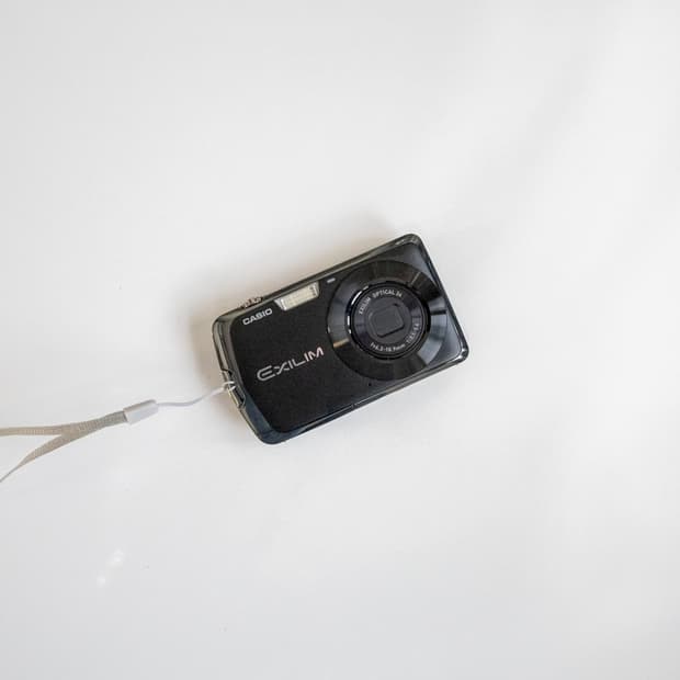 Casio Exlim EX-Z330 / 빈티지 디지털 카메라
