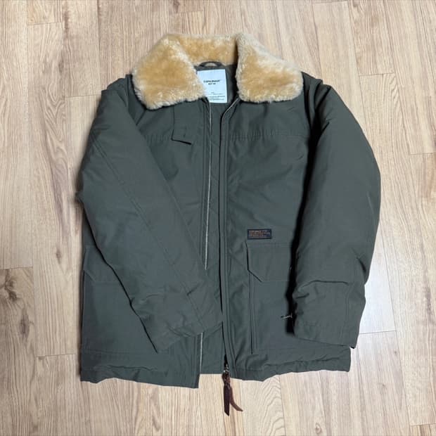 에스피오나지 아크론 구스 패딩 8:2