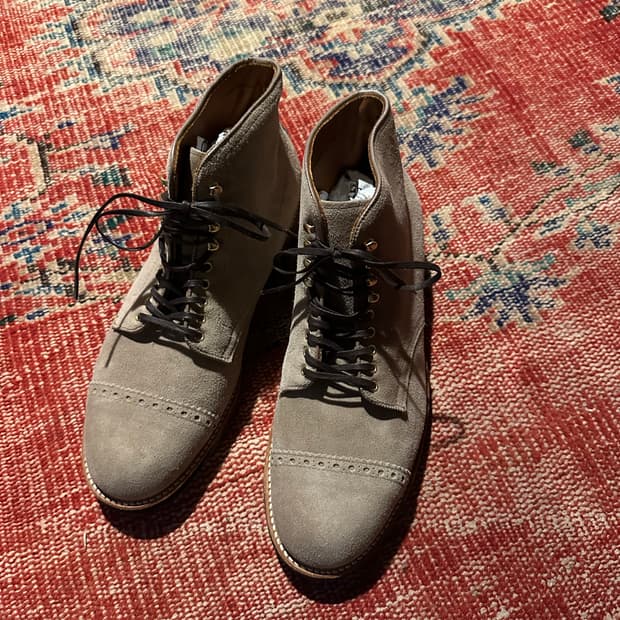 알든 밀크쉐이크 스웨이드 캡토 부츠