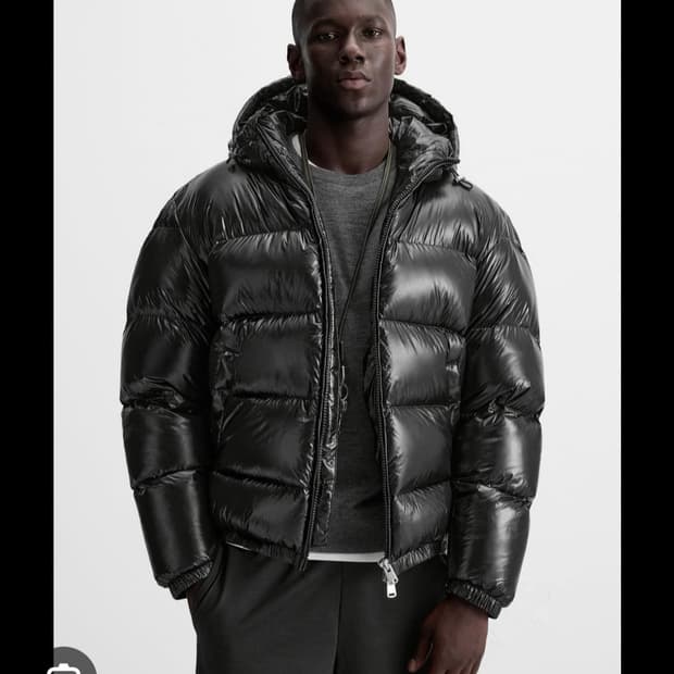 자라 유광패딩 s