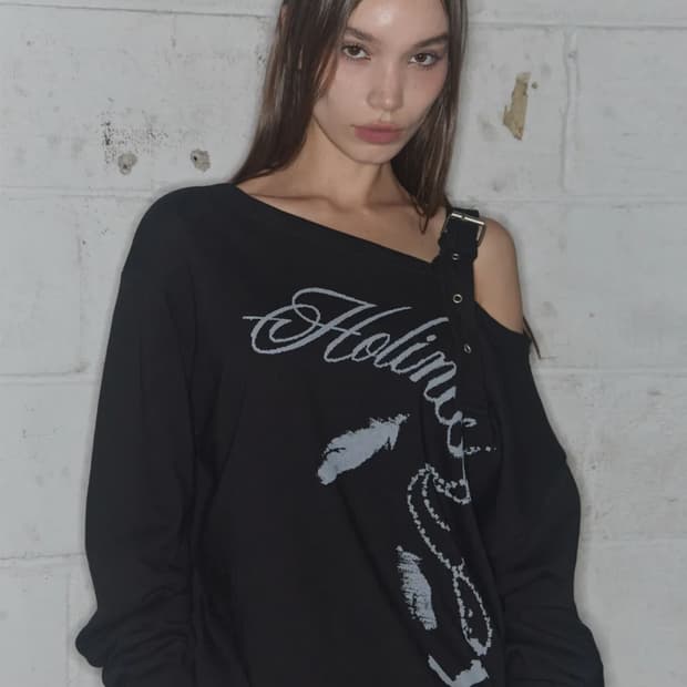 원숄더 버클 스웻셔츠 (BLACK) 블랙