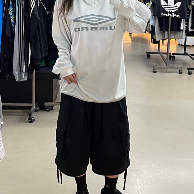 엄브로 드라이핏 pk 티