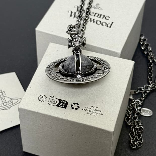 비비안웨스트우드 빅orb 오리엔탈 앤틱 고딕 목걸이 그레이