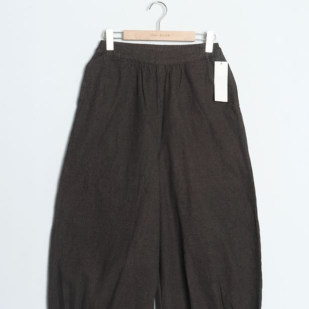 SUN VALLEY Cocoon Croped Pant (27)
