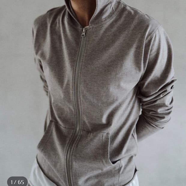 구매)모노프리베 텍스쳐 후디 집1사이즈 구해요