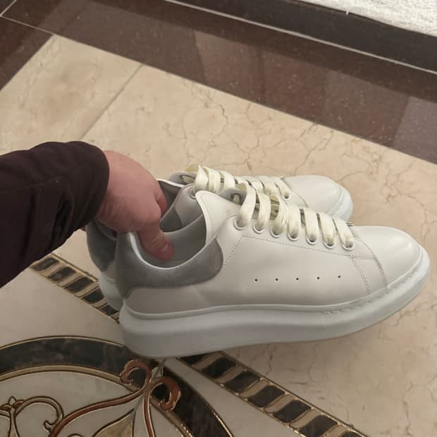 알렉산더 맥퀸 오버솔 그레이 화이트