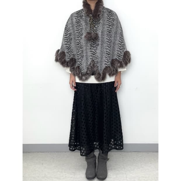 빈티지 블랙 펀칭 스커트