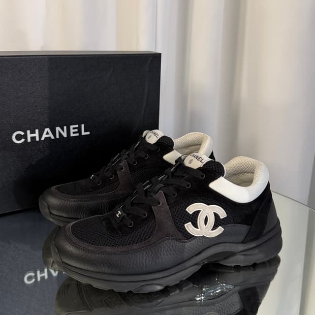 (43) 샤넬 메쉬 스웨이드 카프스킨 스니커즈