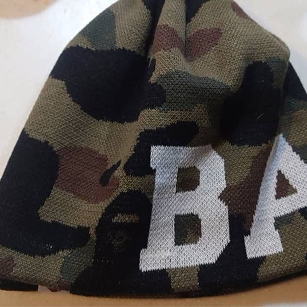 베이프 1ST 카모 니트 비니 그린