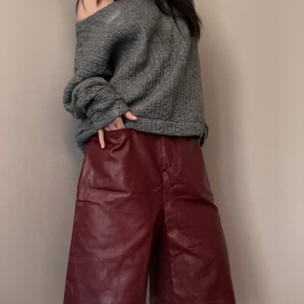 red leather bermuda pants