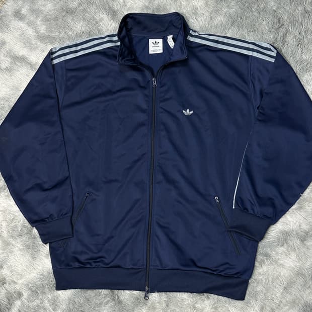 아디다스 신형 베켄바우어 트랙탑 XL