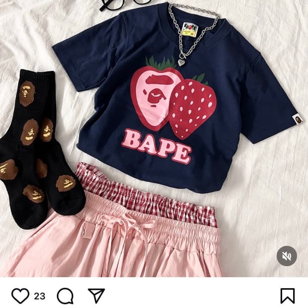 베이프 스트로베리 티셔츠 반팔 네이비 블루 XXS 2XS