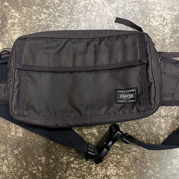 요시다 포터 다크브라운 웨이스트백