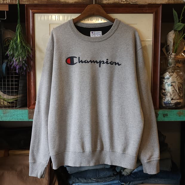 00년대 챔피온 스텐실 로고 스웻셔츠 라이트 그레이 L