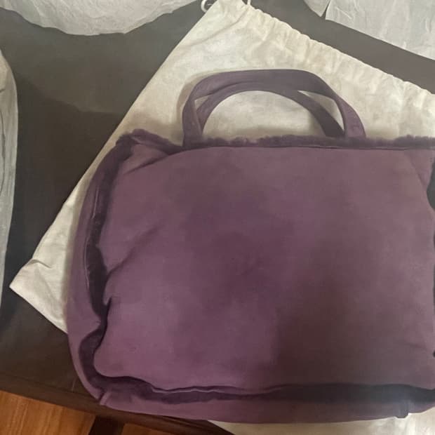 샤넬 스웨이드 보라색 토드백