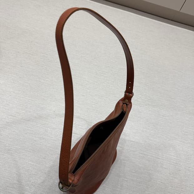 일비종떼 바게트백