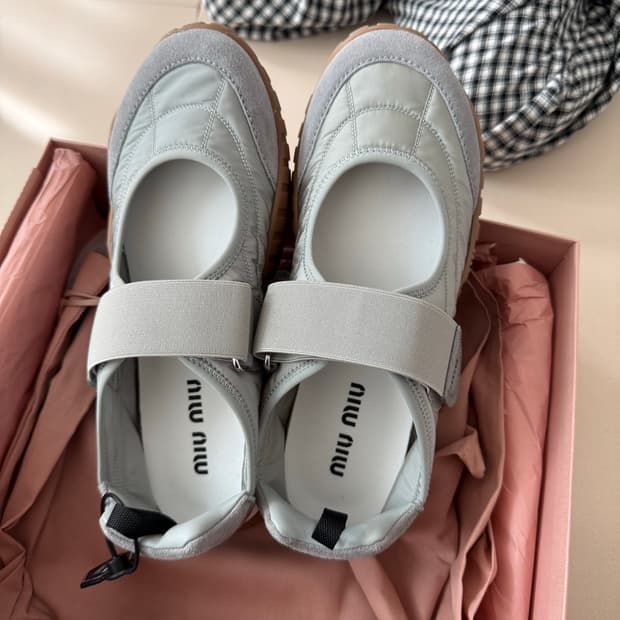 미우미우 루티너 50 등 