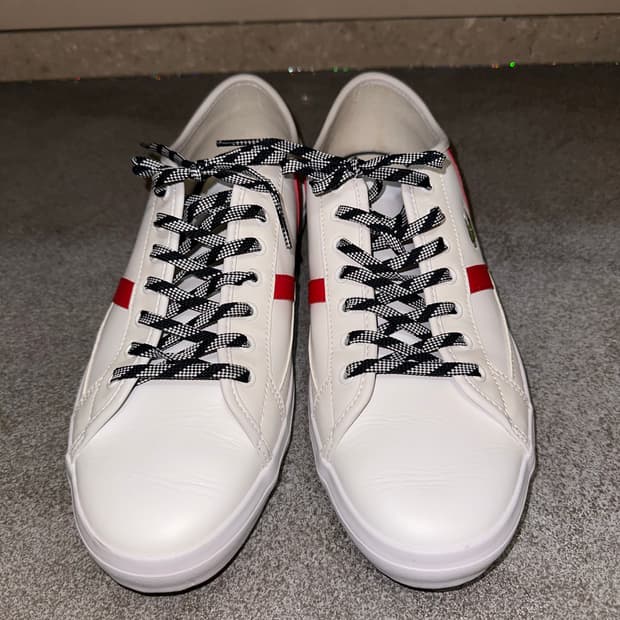 라코스테 사이드라인 스니커즈 275