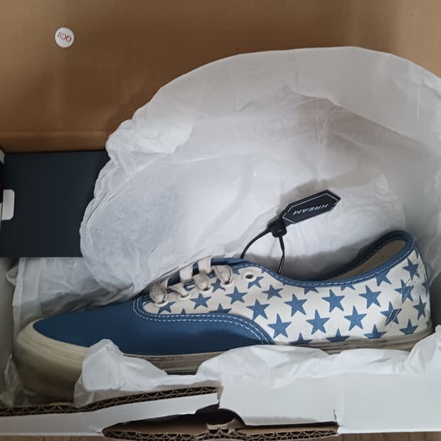 반스 비앙카 샹동