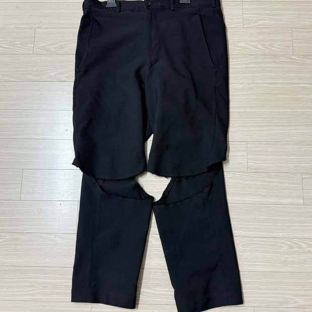 꼼데가르송블랙  15ss 런어웨이 무릎컷팅 팬츠