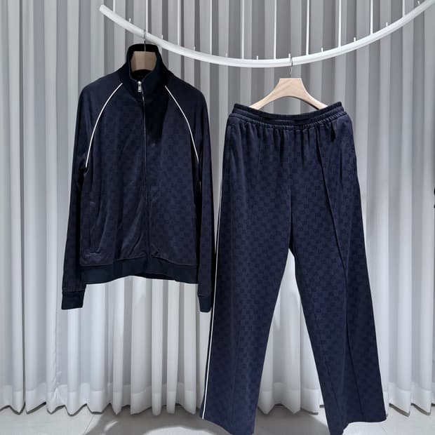 (XXL/L) / 구찌 펠파 콘 지퍼 GG울 오버 실크 신상 셋업