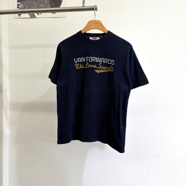 VAN 반팔 티셔츠