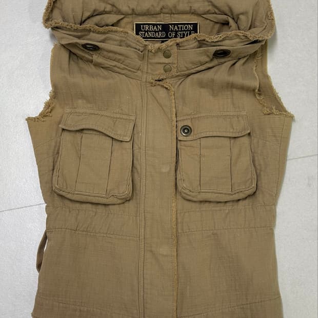 (G.O.A st) Bono high neck hoodie vest