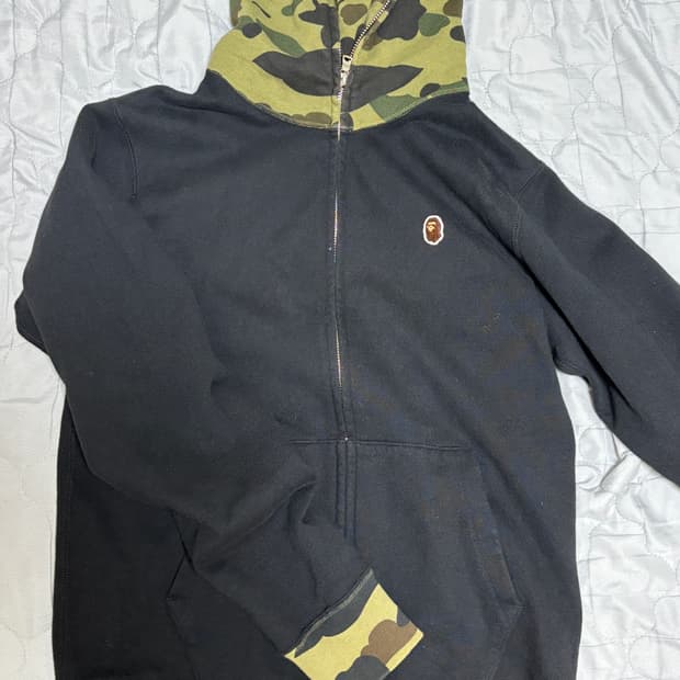 베이프 카모 후드집업