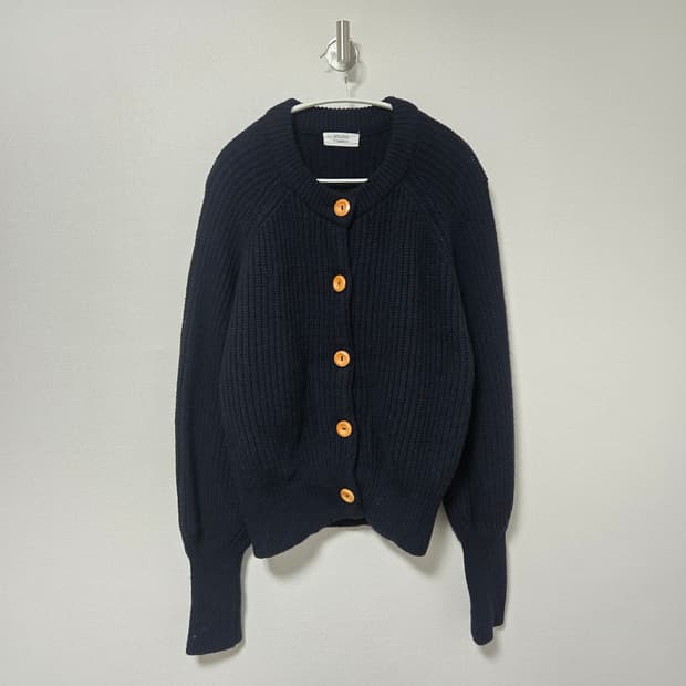 스튜디오톰보이 2021 울 가디건 / 여성 가디건/ 여자 가디건 