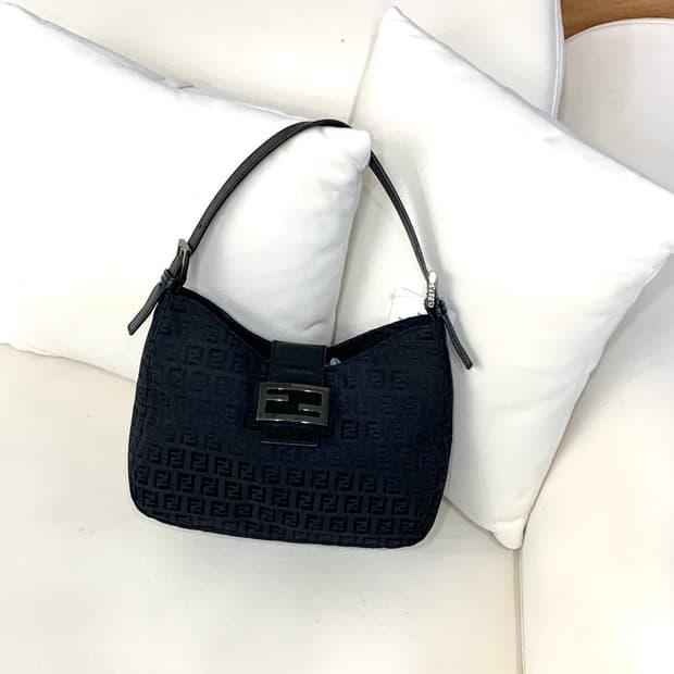 펜디 쥬카 호보백 (정품)