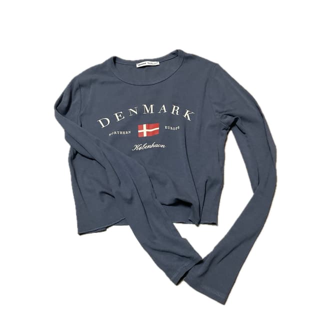 Bershka 남색 세미크롭 슬리브