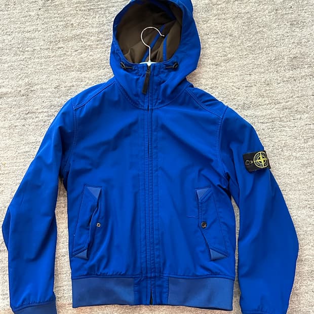 스톤아일랜드 소프트쉘