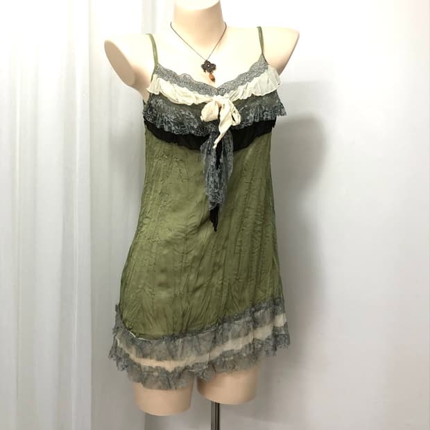 green lace trimmed sleeveless