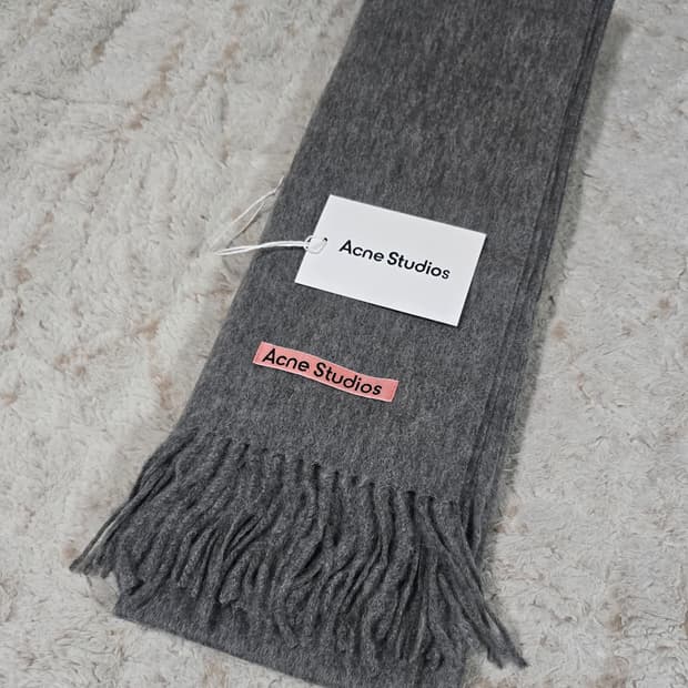 아크네 스튜디오
캐나다 뉴 오버사이즈 울 머플러 목도리 