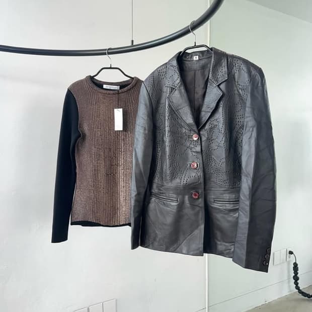 펀칭 디테일 가죽 자켓 