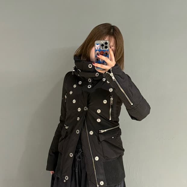 Sly snap button detail high-neck padding