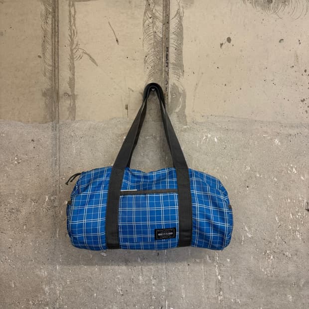 A.O.T shoulder bag