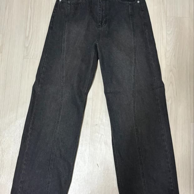 [무신사] 웨이비 커브드 와이드 데님 팬츠 30