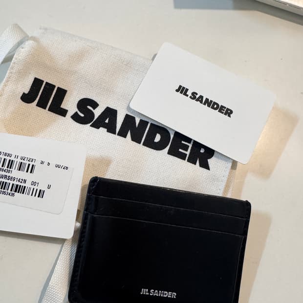 질샌더 카드지갑