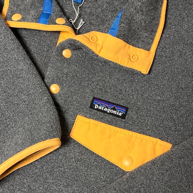 파타고니아 신칠라 니켈 비비드 애프리콧