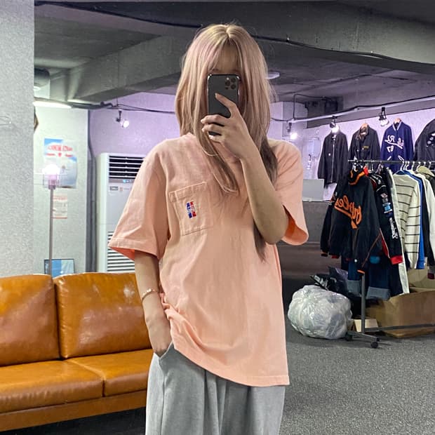 스투시 포켓 자수 로고 하프티 B2665