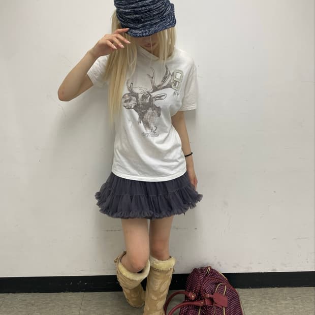 (abercrombie)Y2K Moose Graphic Tee