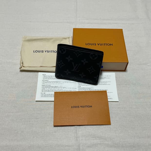 새상품급) 루이비통 이클립스 멀티플 월릿 반지갑 [os]