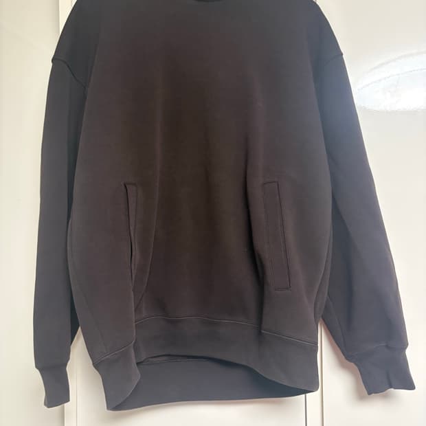 유니클로 c 브라운 후디