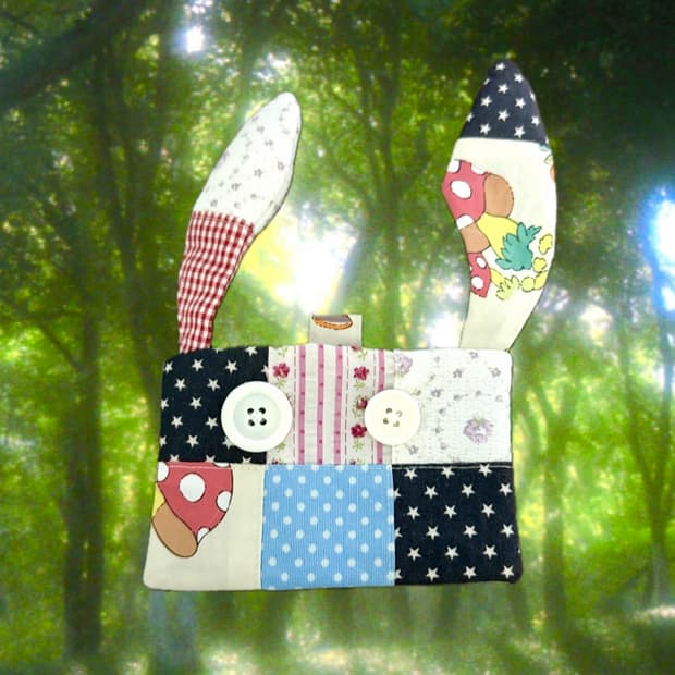 eggu happy accordion wallet