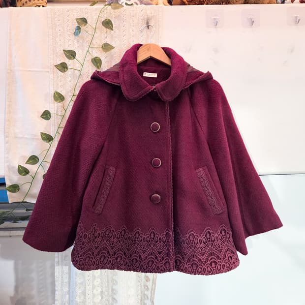 axes femme 버건디 케이프핏 코트